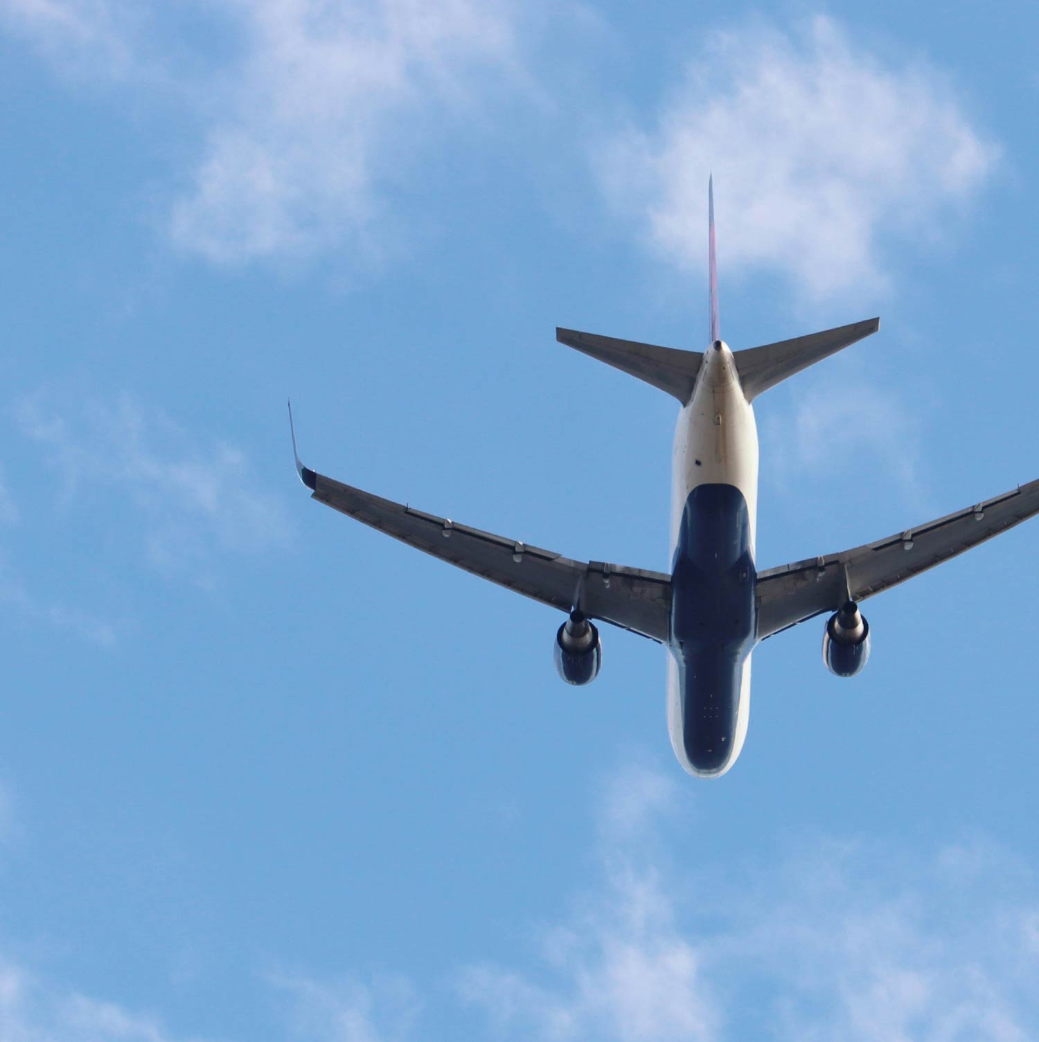 Aereo in volo